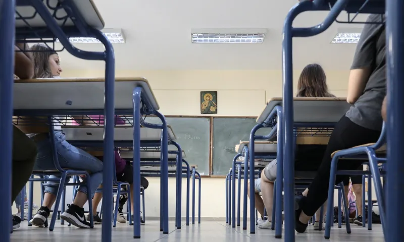 Πανελλήνιες 2020: Τι ώρα θα ξέρουμε το θέμα της Έκθεσης και τις απαντήσεις