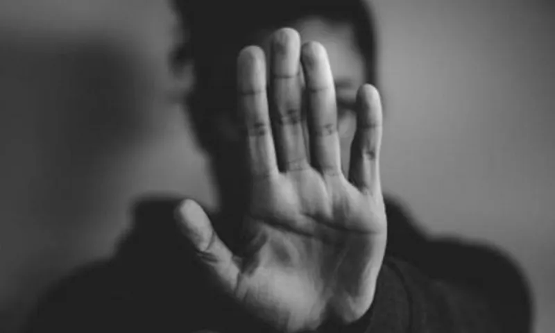 Ηράκλειο: Μητέρα κατήγγειλε τον γιο της και κόρη τον πατέρα της