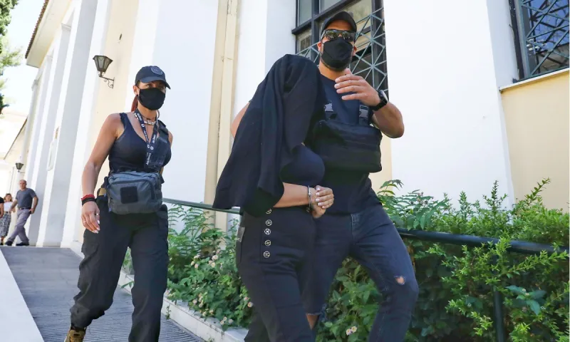 Επίθεση με Βιτριόλι: Αποκαλυπτικοί διάλογοι της 34χρονης Ιωάννας με τον 40χρονο (vid)