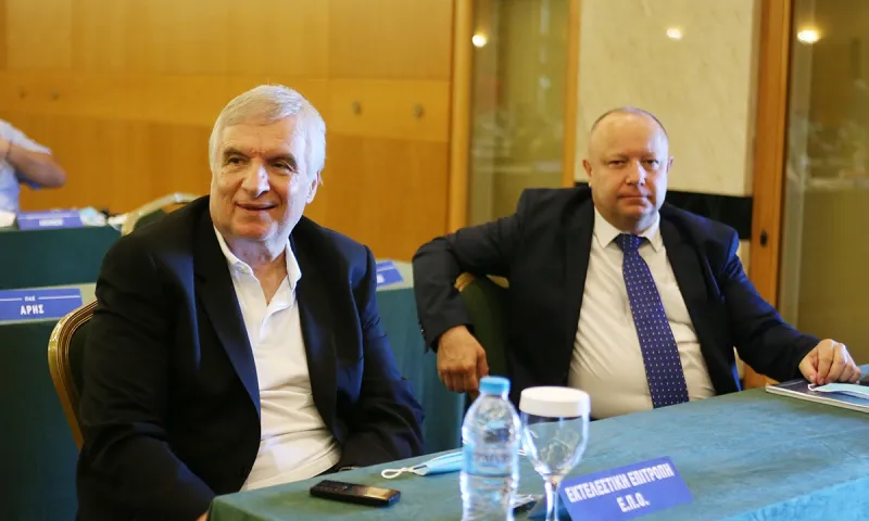 Φούσεκ: «Θα πρέπει να εναρμονιστούν με τον αθλητικό νόμο»