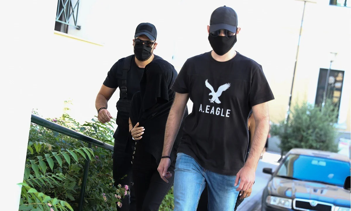 Επίθεση με βιτριόλι: Σε ειδικό κελί στον Κορυδαλλό η 35χρονη -Φόβοι για επίθεση! (vids)