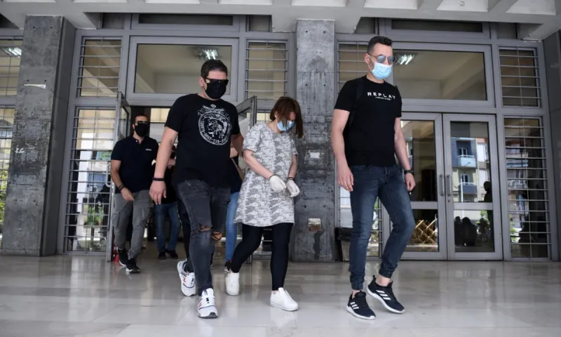Δολοφονία 49χρονου στον Εύοσμο: «Ο πατέρας μου με βίαζε από 14 ετών»