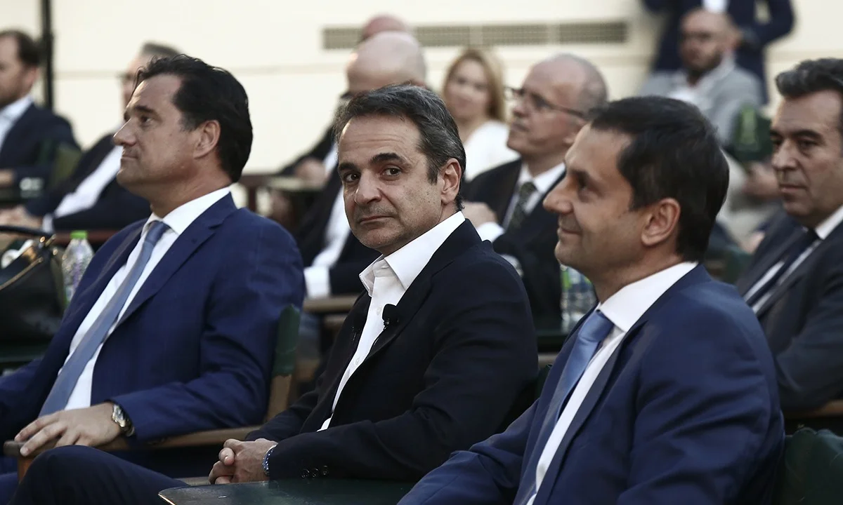 Ανασχηματισμός: Ποιοι μένουν και ποιοι φεύγουν από την Κυβέρνηση