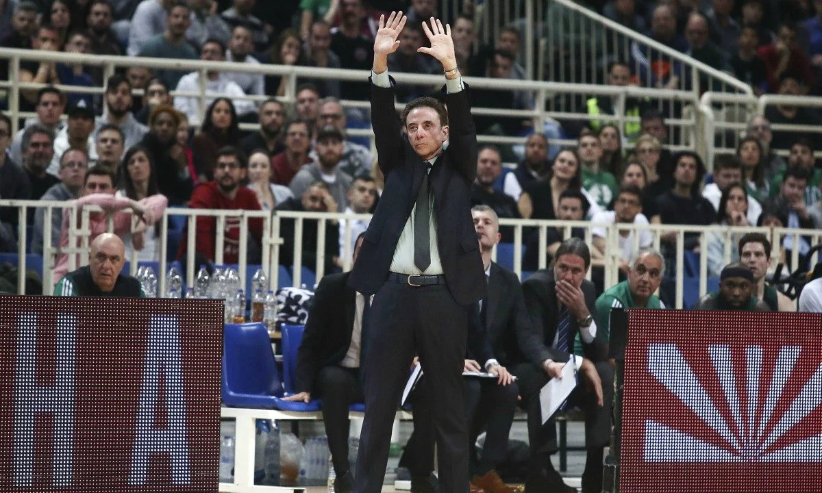Πιτίνο: Το «όχι» της συζύγου του για το «τριφύλλι»