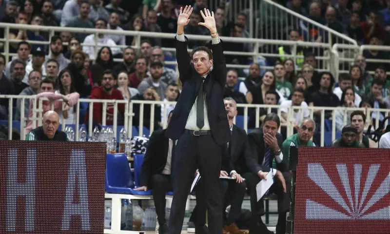 Πιτίνο: Το «όχι» της συζύγου του για το «τριφύλλι»