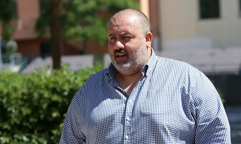 Καραπαπάς: «Φύσηξε VAR... δάρης;;;» (pic)