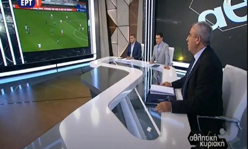 Βαρούχας για Ολυμπιακός-Παναθηναϊκός: «Τα μπέρδεψε στις κάρτες ο Σιδηρόπουλος»