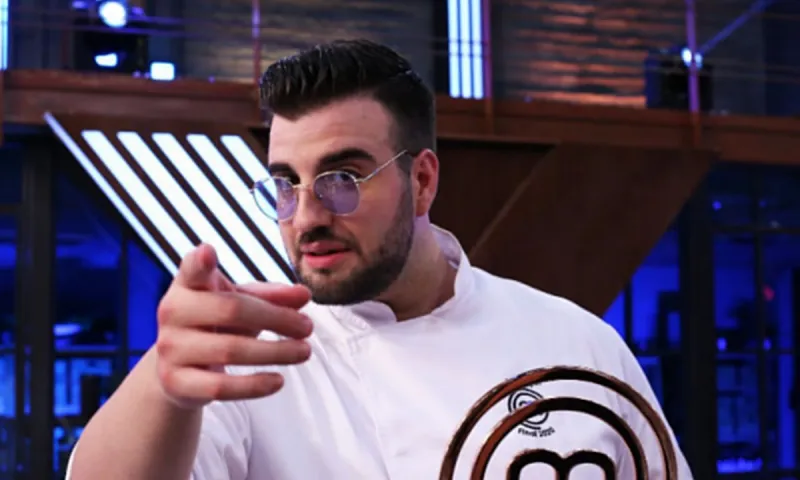 MasterChef - Βαρθαλίτης: «Δε θέλω να γίνω Πετρετζίκης γιατί δεν μπορώ»