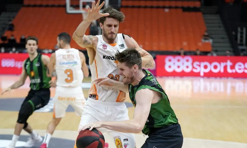 ACB: Αντίο με νίκη για τη Μπανταλόνα, αγωνία για Γκρέιντζερ