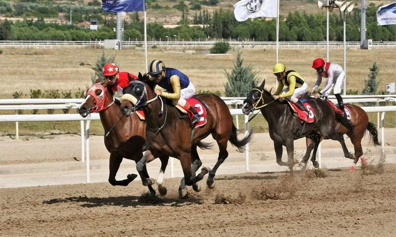 Markopoulo Park: Τέσσερα ΣΚΟΡ και δέκα ιπποδρομίες στη συγκέντρωση της Δευτέρας