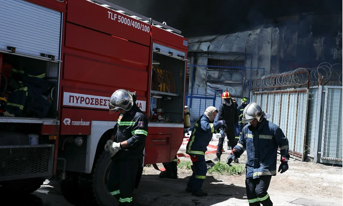 Άλιμος: Φωτιά σε υπόγειο - Εκκενώθηκε το κτίριο