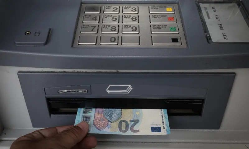 ΟΠΕΚΑ: Τι ώρα μπαίνει το επίδομα ενοικίου στέγασης Ιουνίου 2020