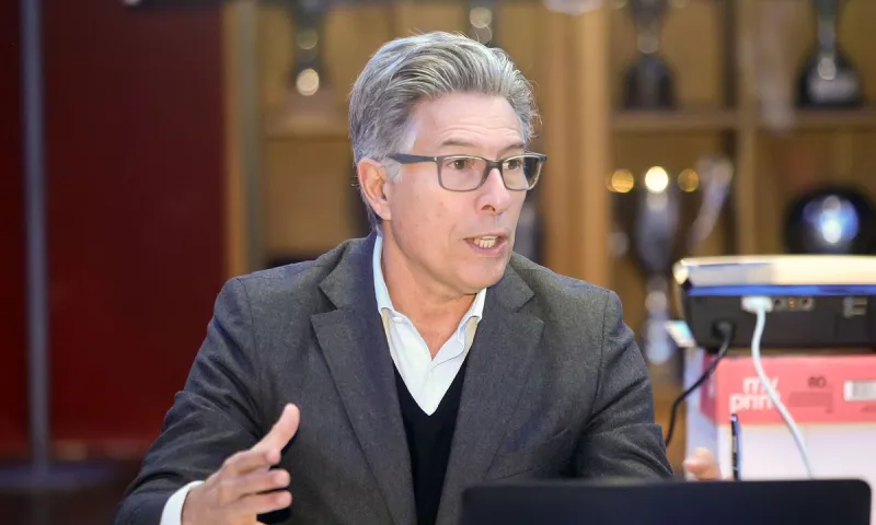 «Επίθεση» Νικόπουλου στον Βίτορ Μέλο Περέιρα: «Στην Πορτογαλία δεν θα τα έκανες αυτά»!