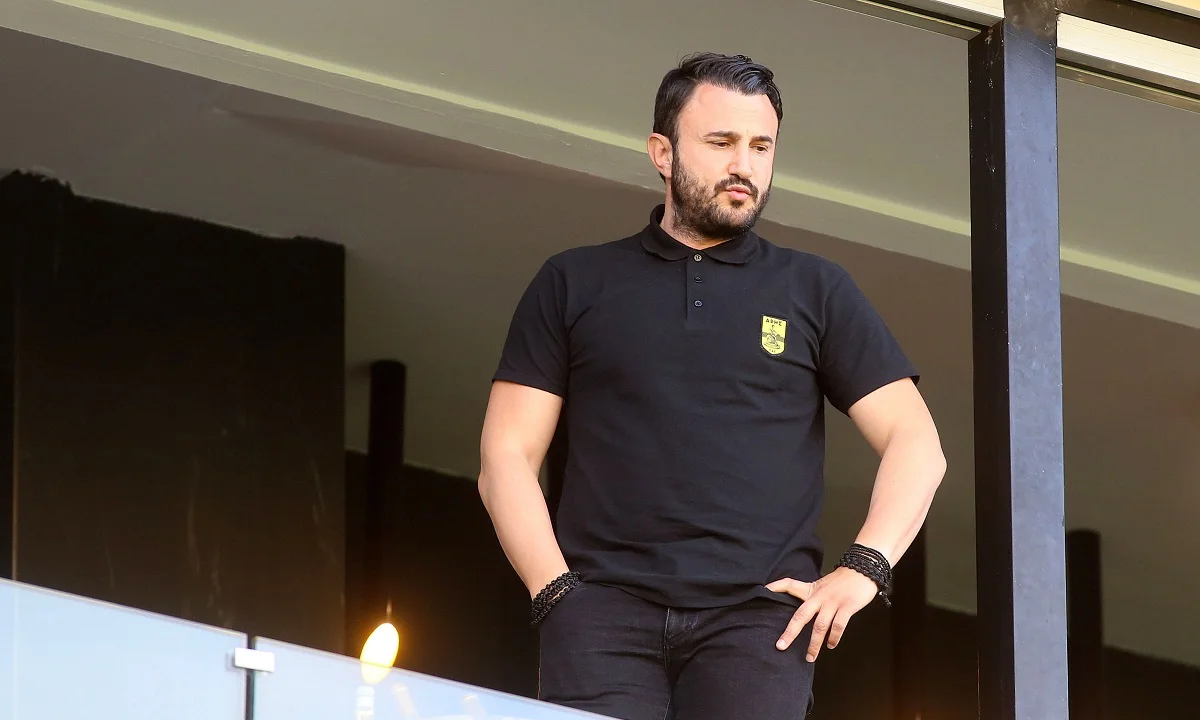 Ο Άρης δεν υπέκυψε στον... εκβιασμό