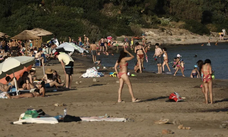 Καιρός 6/7: Στη μισή Ελλάδα Καλοκαίρι, στην άλλη Φθινόπωρο! (vid)