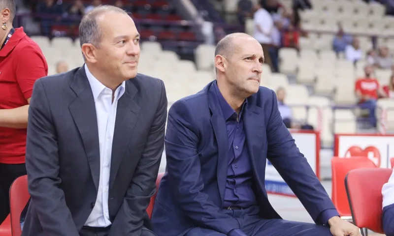 Παναγιώτης Αγγελόπουλος: Ο μυθικός αγώνας και η επική φωτό στην κορυφή του Ολύμπου! (pic)