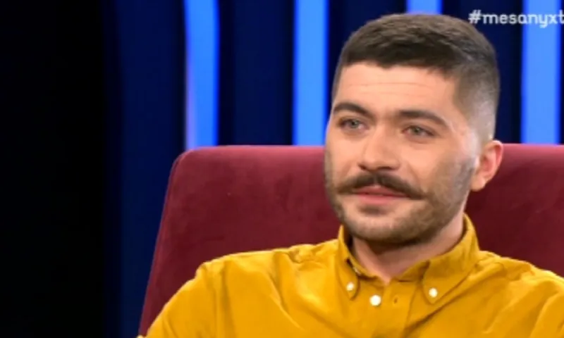 Άρης Τσάπης: «Όταν έπαιζα στο “Ευτυχισμένοι μαζί” νόμιζα ότι είμαι εγώ και κανένας άλλος»
