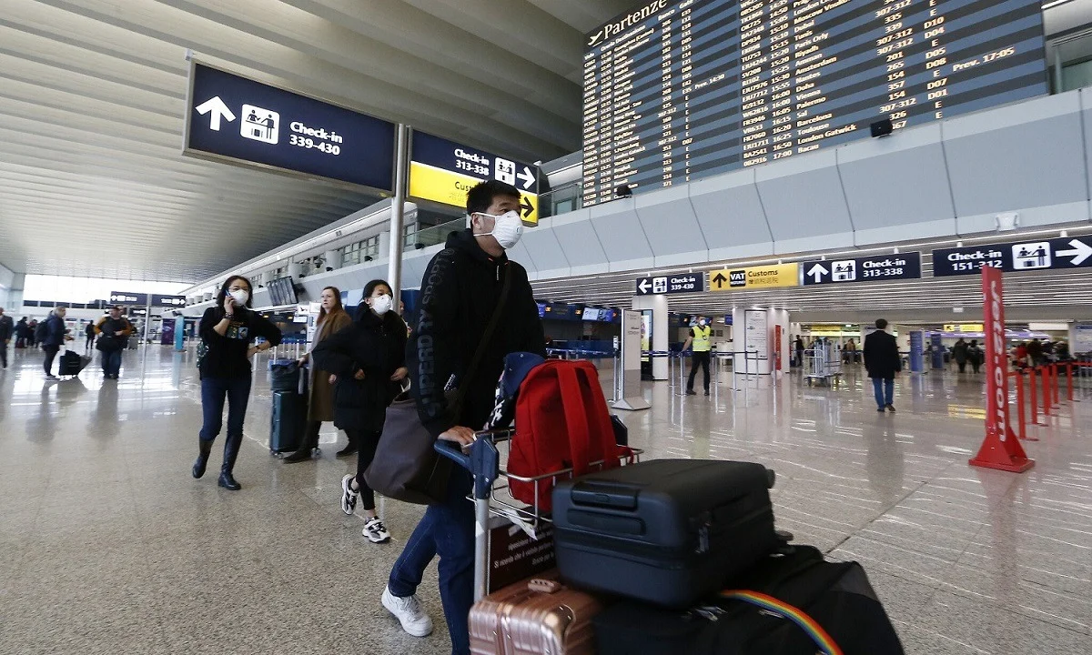 Κορονοϊός: Ρεκόρ κρουσμάτων, τα περισσότερα εισαγόμενα