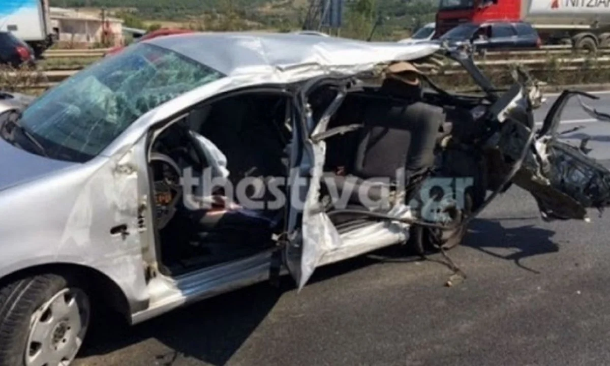 Θεσσαλονίκη: Νεκρός οδηγός ΙΧ μετά από σύγκρουση με φορτηγό