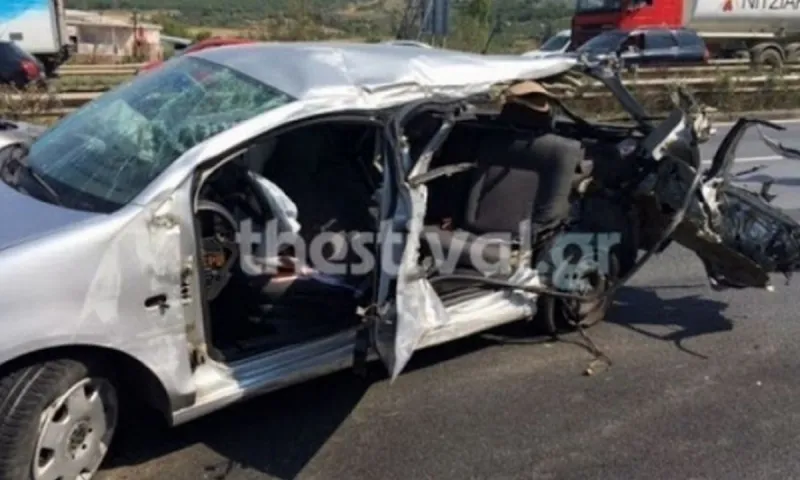Θεσσαλονίκη: Νεκρός οδηγός ΙΧ μετά από σύγκρουση με φορτηγό