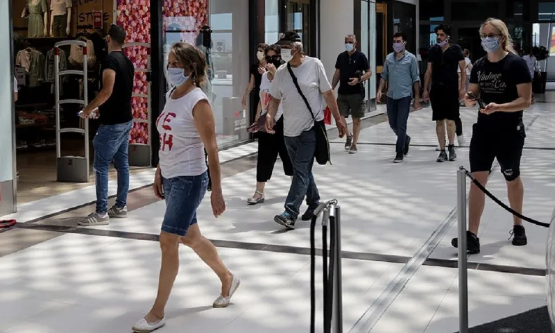 Κορονοϊός - Mάσκα: Μπέρδεμα με την υποχρεωτική χρήση - Τι θα γίνει με την εστίαση!