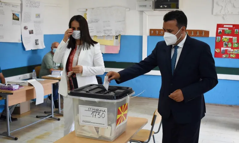 Σκόπια: Νικητής ο Ζάεφ στις εκλογές