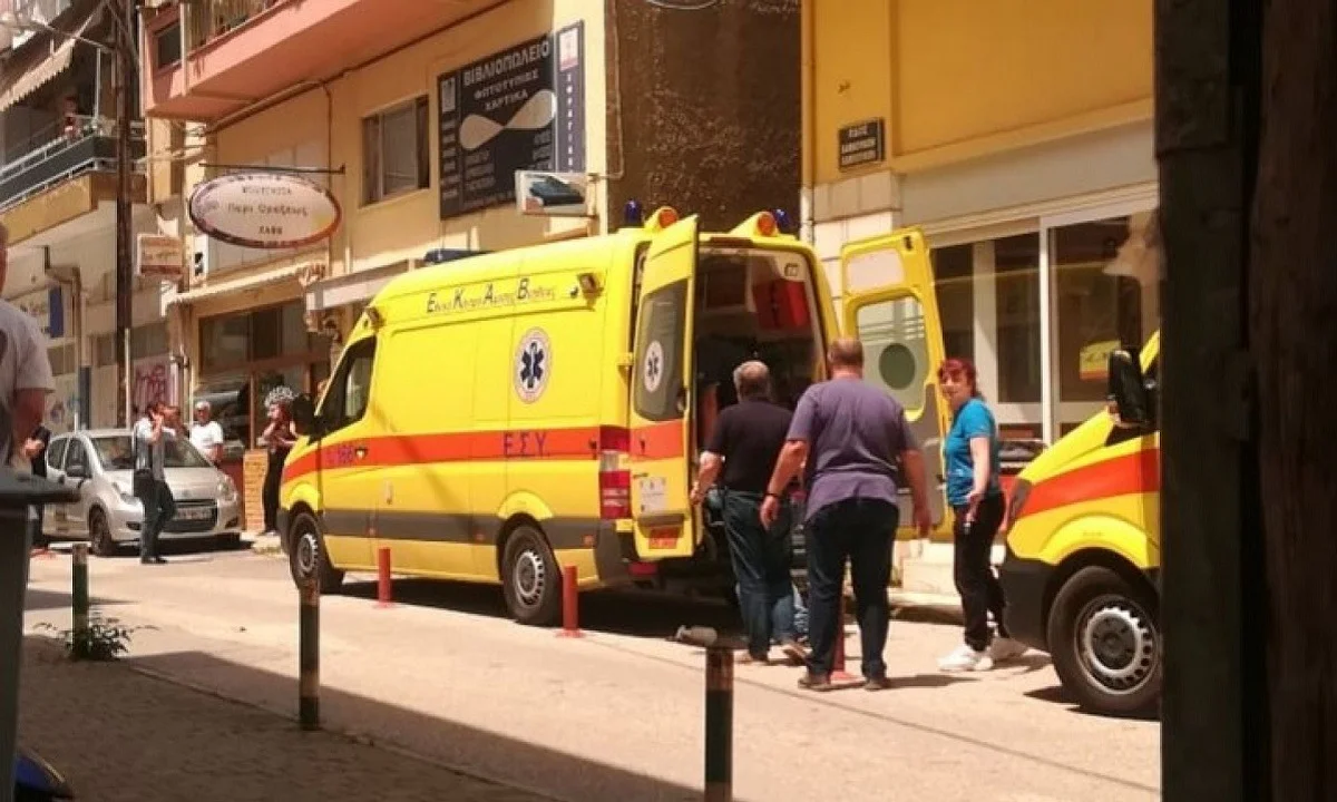 Επίθεση με τσεκούρι: Μάχη για τη ζωή του δίνει ο 56χρονος εφοριακός
