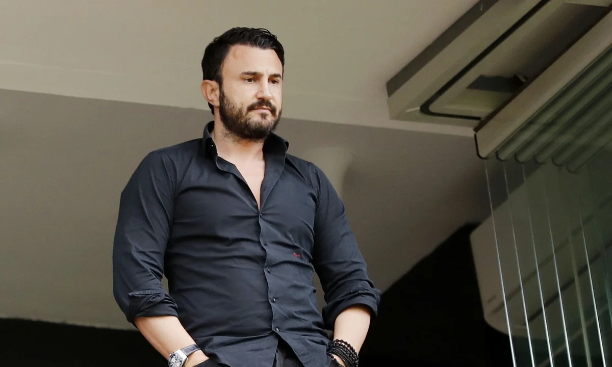 Καρυπίδης: Αποκάλυψε την τρίτη φανέλα του Άρη (pic)