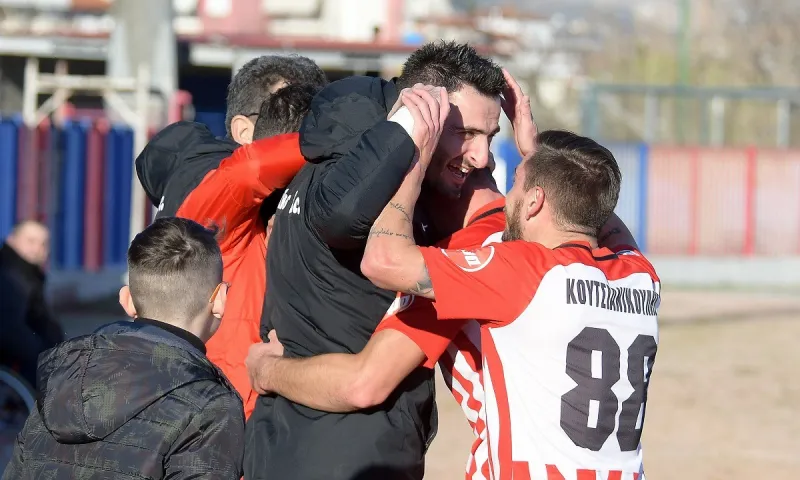 Ολυμπιακός Βόλου: Έμειναν οι Κουτσιανικούλης, Ξενοδόχοφ