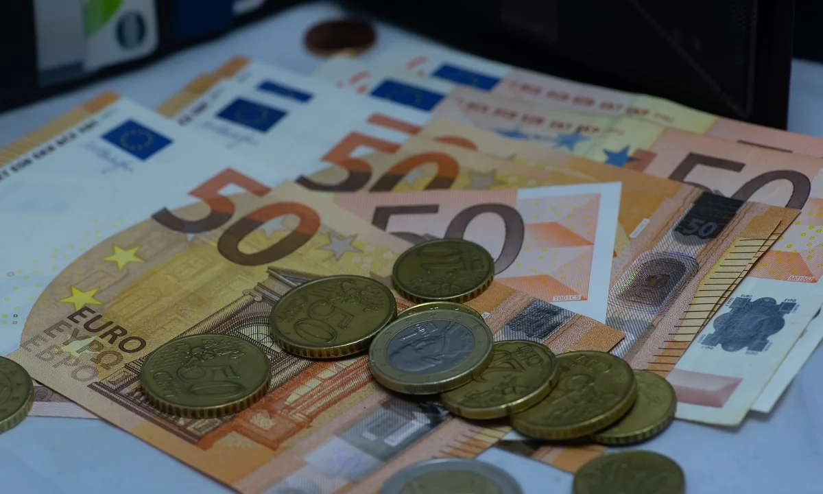 Παγκόσμιο χρέος: Εκτοξεύθηκε στο 331% του παγκόσμιου ΑΕΠ!