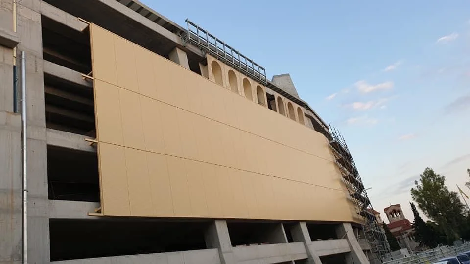 «Αγία Σοφία»: Ντύνεται εξωτερικά, παίρνει μορφή (pics-vids)