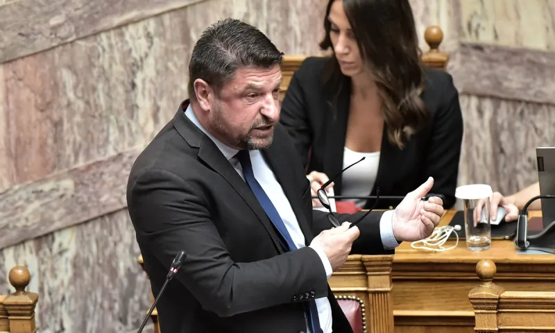 Με σκίτσο του Αρκά ο Χαρδαλιάς έστειλε το μήνυμα του (pic)