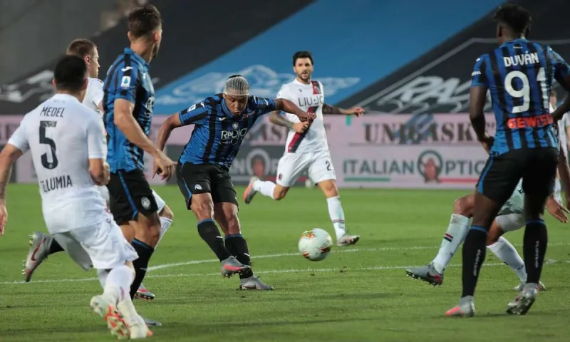 Αταλάντα - Μπολόνια 1-0: «Φουλ» για τη δεύτερη θέση (vid)