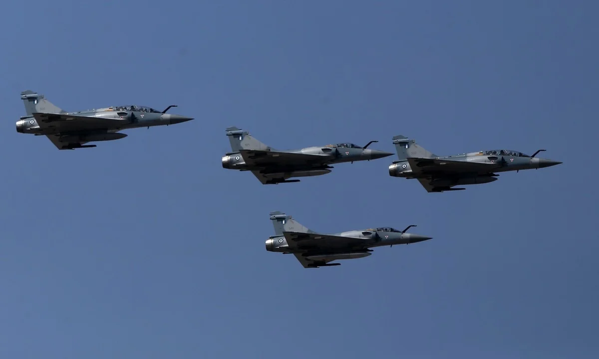Αιγαίο: 82 τουρκικές παραβιάσεις και 9 εικονικές αερομαχίες (vid)