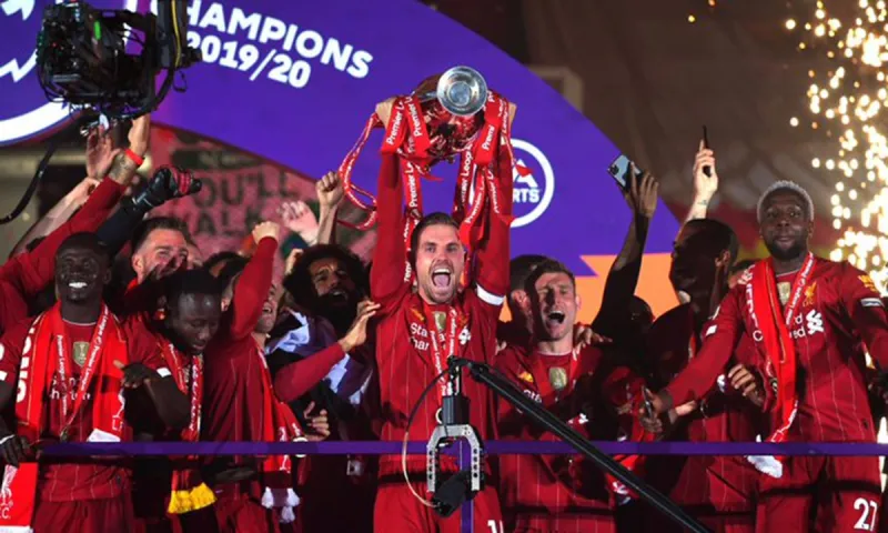 Λίβερπουλ: Ο χορός του Κλοπ, η απονομή και «campeones» (vids)