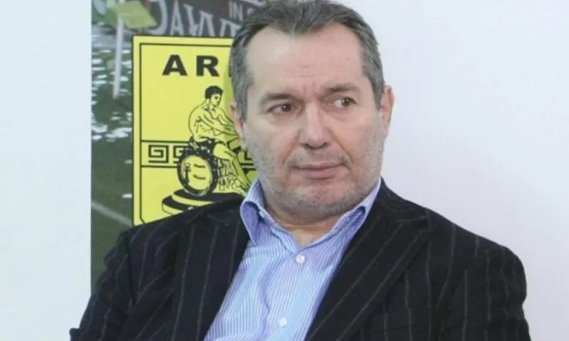 Κόντης: «Αυτό που κάνει ο Πορτίγια στον Άρη είναι ανήθικο...»