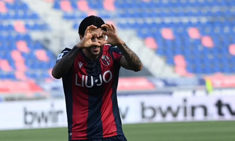 Μπολόνια - Λέτσε 3-2: Την έσπρωξε στη Serie B!