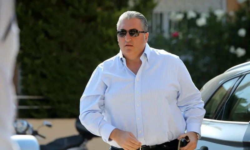 Μπούσης: «Αν γίνουμε 16, εγώ προτείνω να γίνουμε… 40»