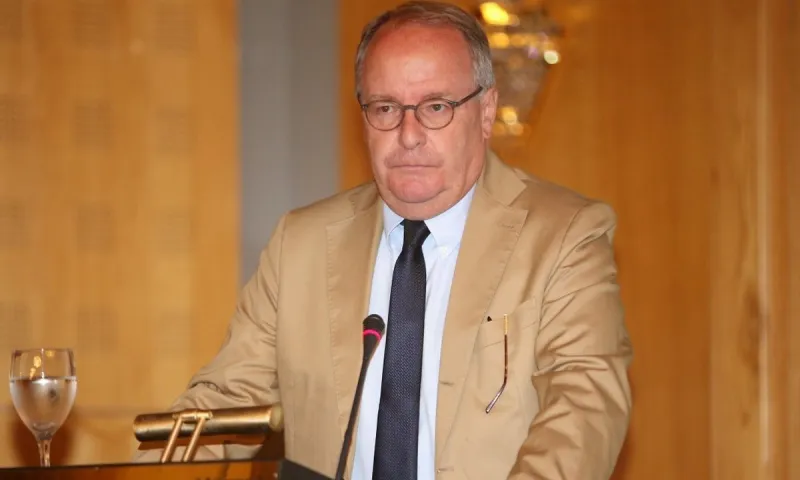 Χούμπελ: «Τελικός κυπέλλου μέχρι 3/8 - Όχι σε αναδιάρθρωση»