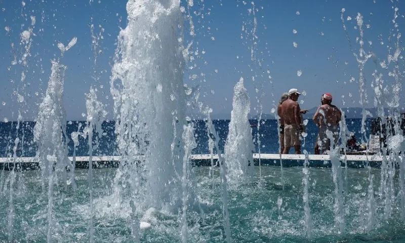 Καιρός 29/7: «Καμίνι» όλη η Ελλάδα!