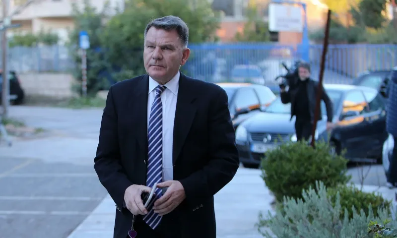 ΑΕΛ: Πρόστιμο και απαγόρευση εισόδου στον Κούγια