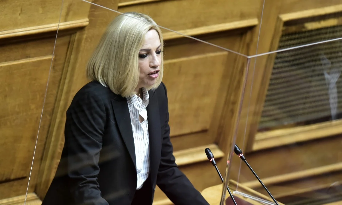 Εκτάκτως στο νοσοκομείο η Φώφη Γεννηματά