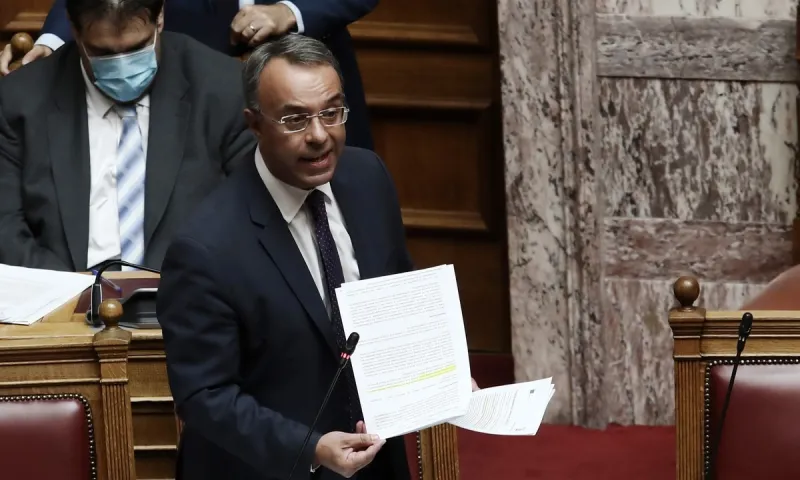 Αναδρομικά: Πότε θα δοθούν στους συνταξιούχους - Τι είπε ο Σταϊκούρας