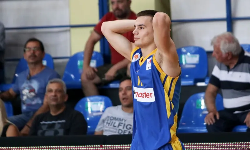 Ελεύθερος από την ΑΕΚ ο Αγραβάνης