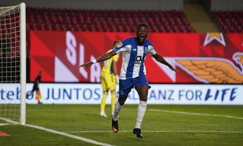 Μπενφίκα-Πόρτο 1-2: Νταμπλούχοι οι «Δράκοι», μοιραίος ο Βλαχοδήμος (vid)