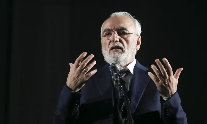 Dimera: «Αναστολή του ΕΘΝΟΥΣ, ανοίγει το site imerisia»
