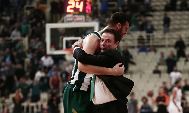 Πιτίνο για Παπαγιάννη: «Καλύτερα από ποτέ» (pic)