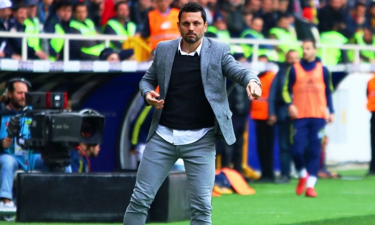 Ερόλ Μπουλούτ: Αγοράζει από τη Super League;