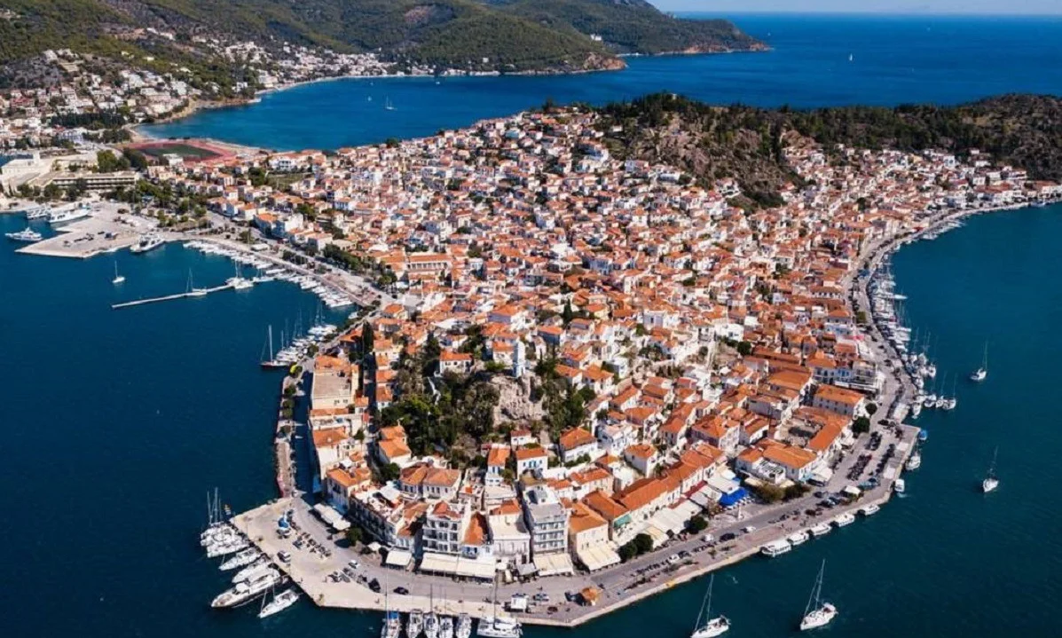 Δήμαρχος Πόρου: «Οικονομική καταστροφή τα μέτρα - Σε δέκα μέρες θα είμαστε το πιο καθαρό νησί»