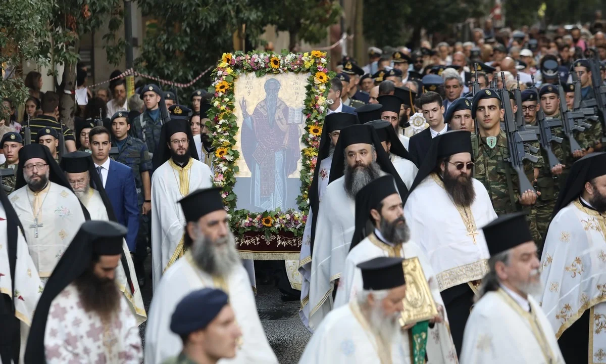 Ιερά Σύνοδος: Κανονικά οι λιτανείες